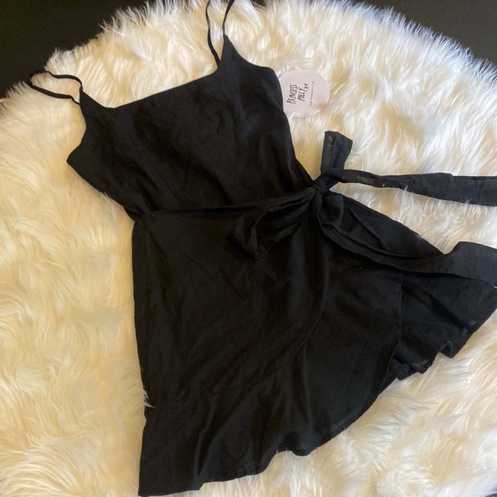 Princess Polly Wrap Dress 🎀
